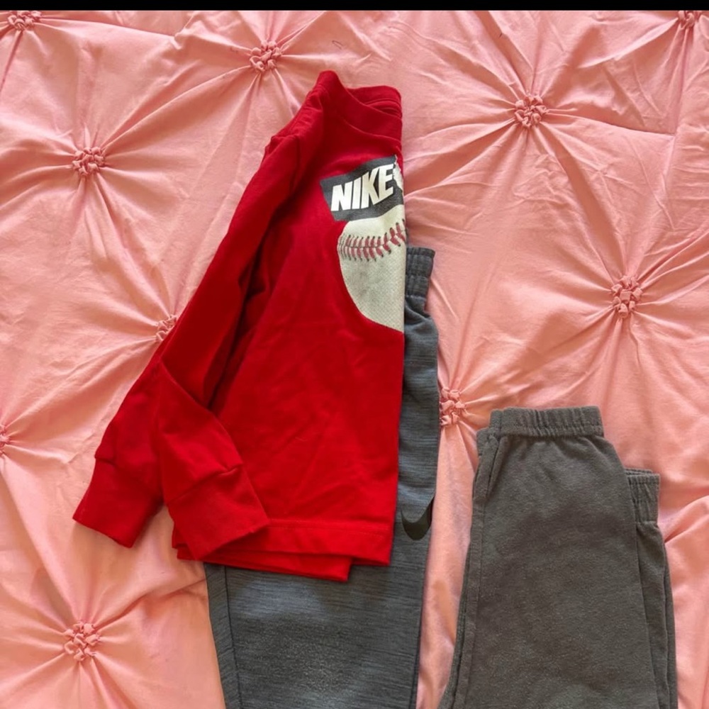 Nike Red Shirt and Gray Joggers Set